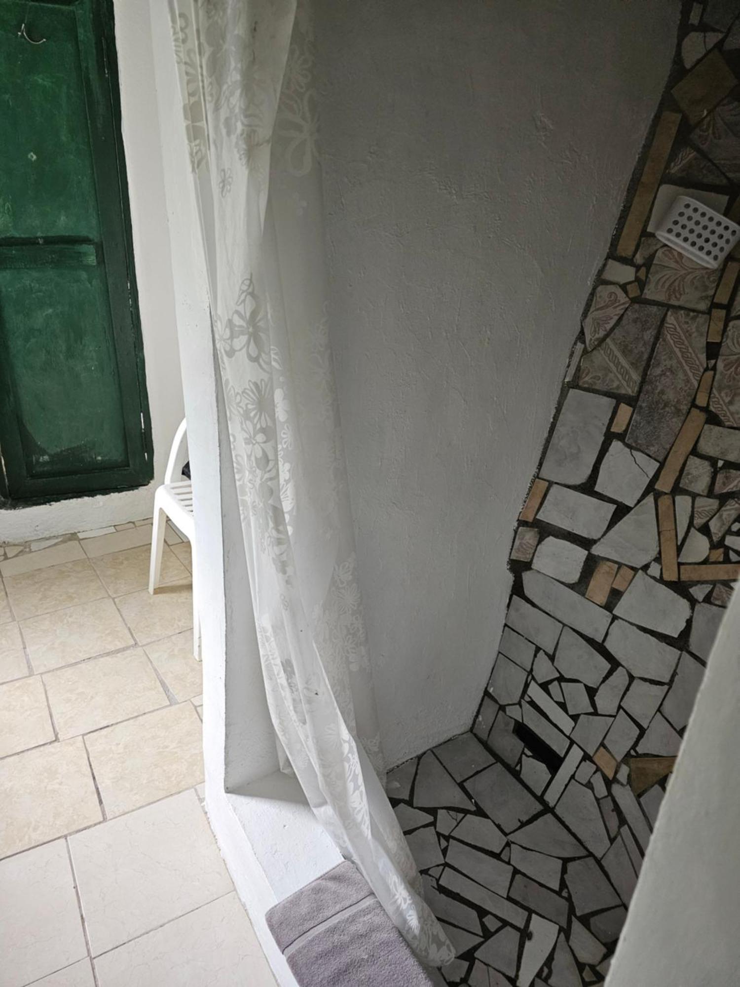 Prince Valley Guesthouse Irish Town Rom bilde